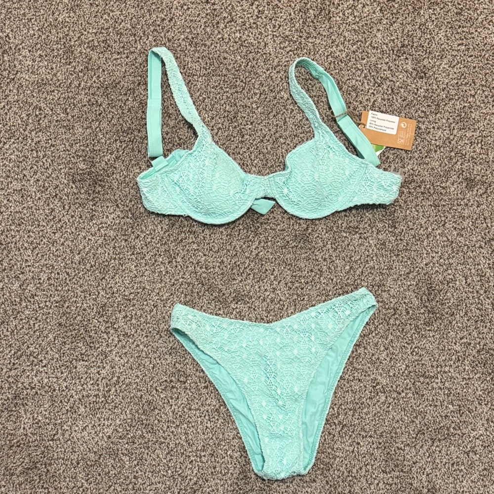 Berlook Mint Lace Bikini Set